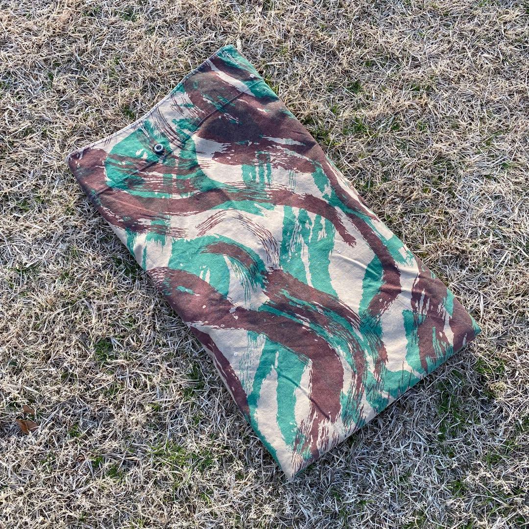 【超レア】フランス軍幕　パップテント　ハーフ　１枚　リザードカモ　ポール・ペグ付