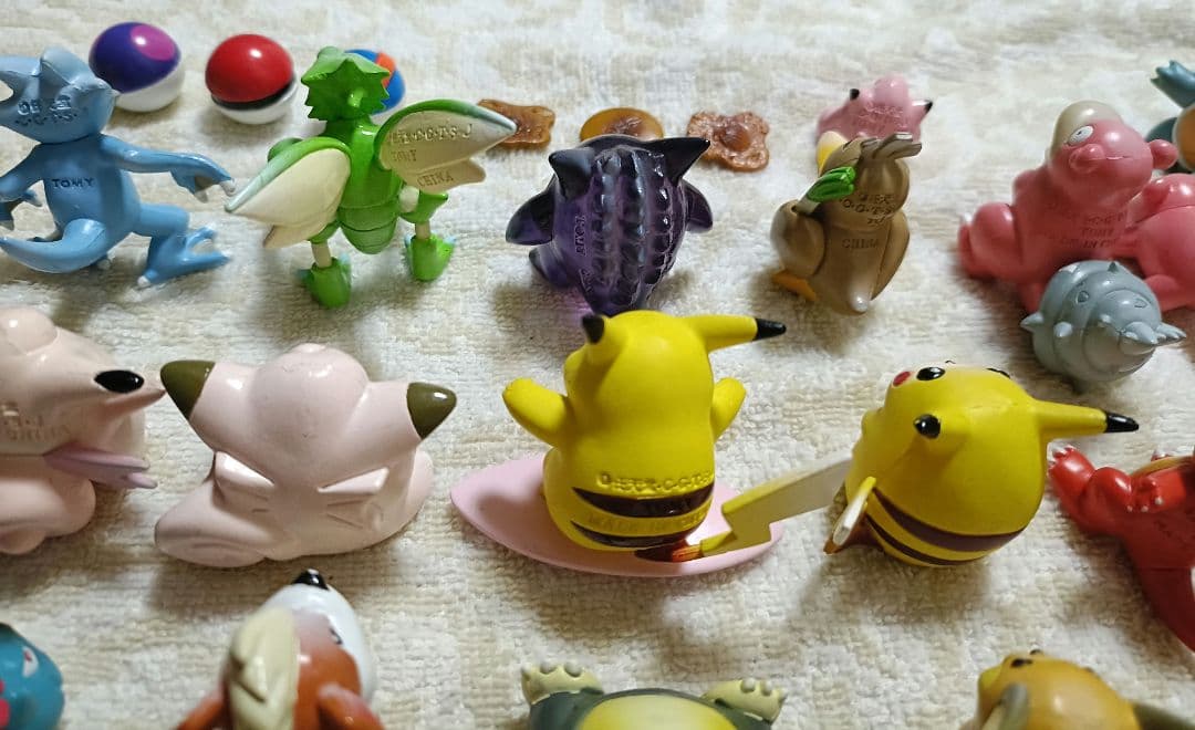 ポケモン　モンコレ　初期　６２体+付属品７