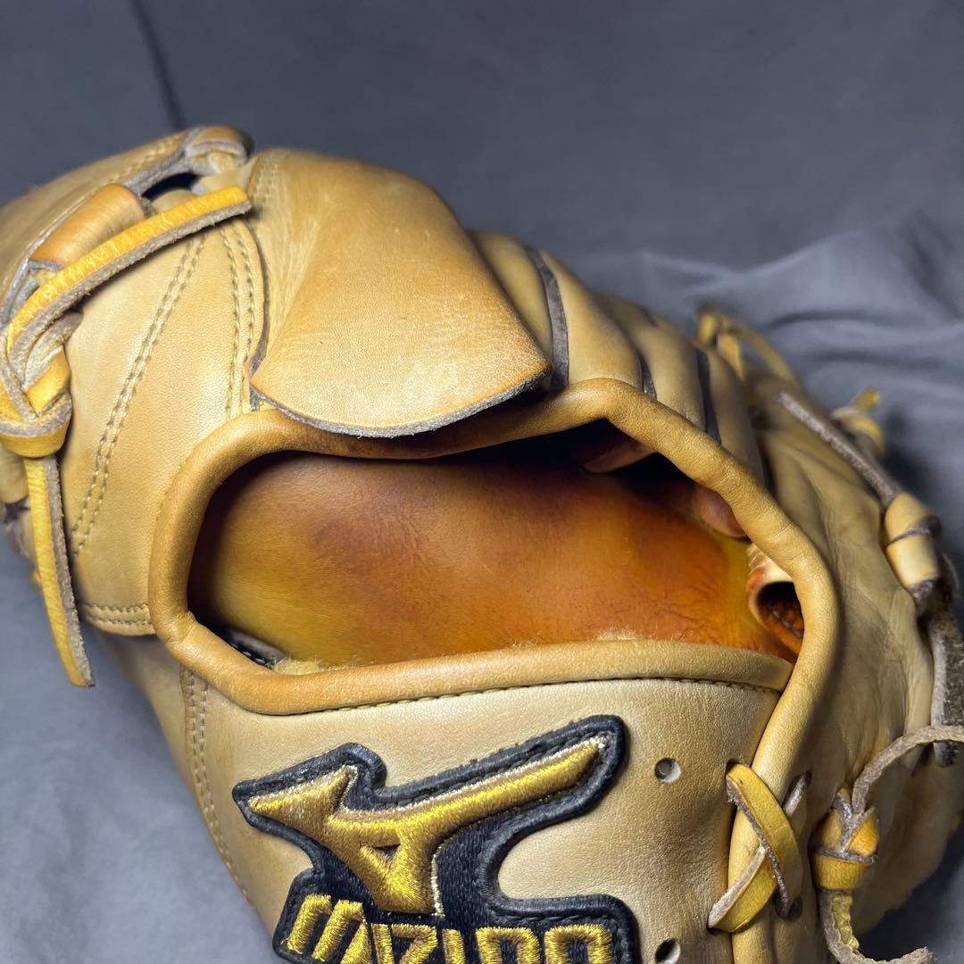 ミズノプロ　硬式投手用グラブ　旧タグラベル　左投げ用　左利き