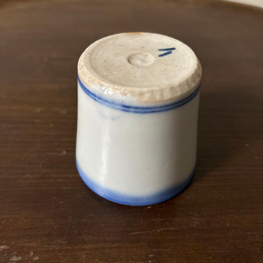 モダン輪線文猪口　1点④ぐい呑み　筒盃　蕎麦猪口　伊万里　瀬戸　染付　検李朝酒器