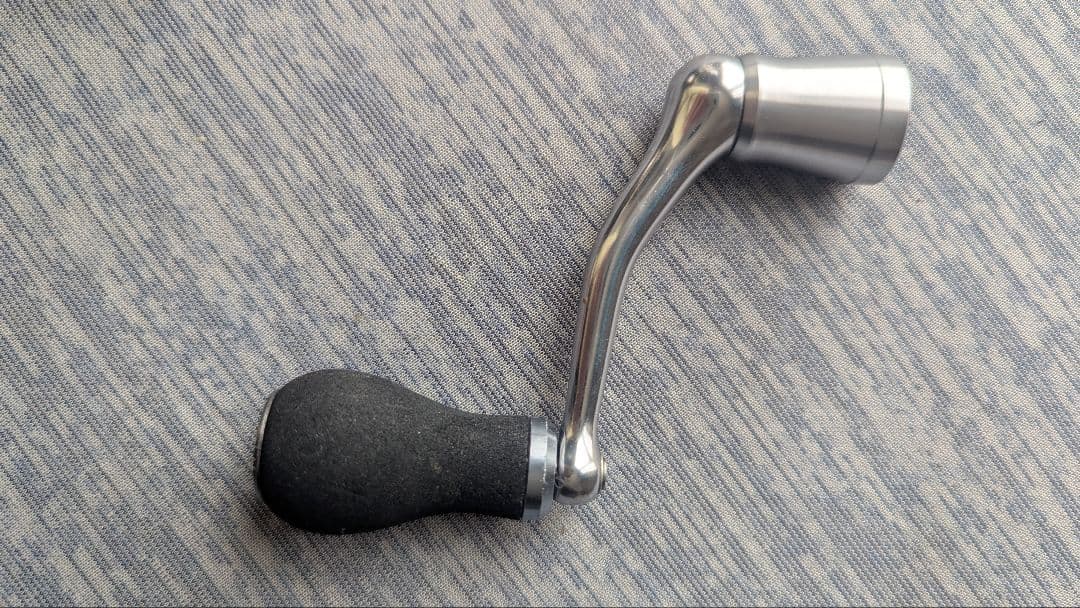 最終値下げ　 DAIWA　 CERTATE 2500R リール　ダイワ　リール