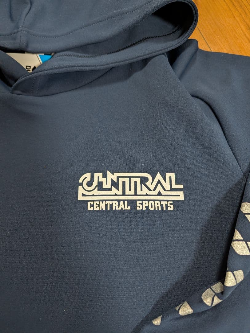 ☆新品未使用未着用☆（限定品）arena×セントラル ジャージ SSサイズ 上下