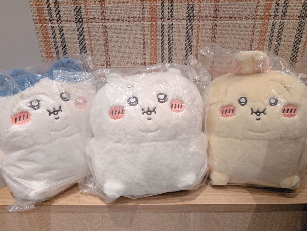 ちいかわ ぽっちゃり ぼっちゃり抱っこぬいぐるみ 3種　ノベルティ　ポストカード