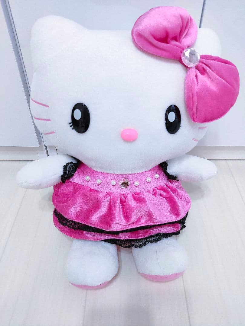 HELLOKITTY 特大ぬいぐるみ USJ限定 ユニバーサルスタジオジャパン