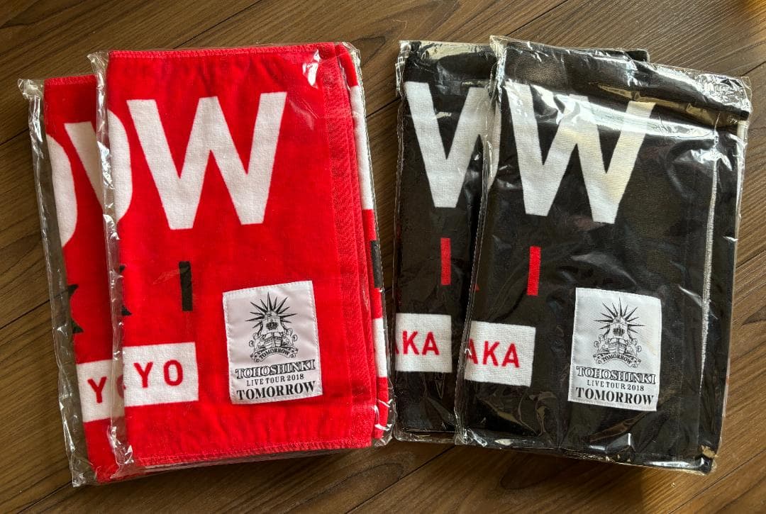 ＜東方神起＞～TOMORROW 2018～ 会場限定フェイスタオル 赤・黒各2枚