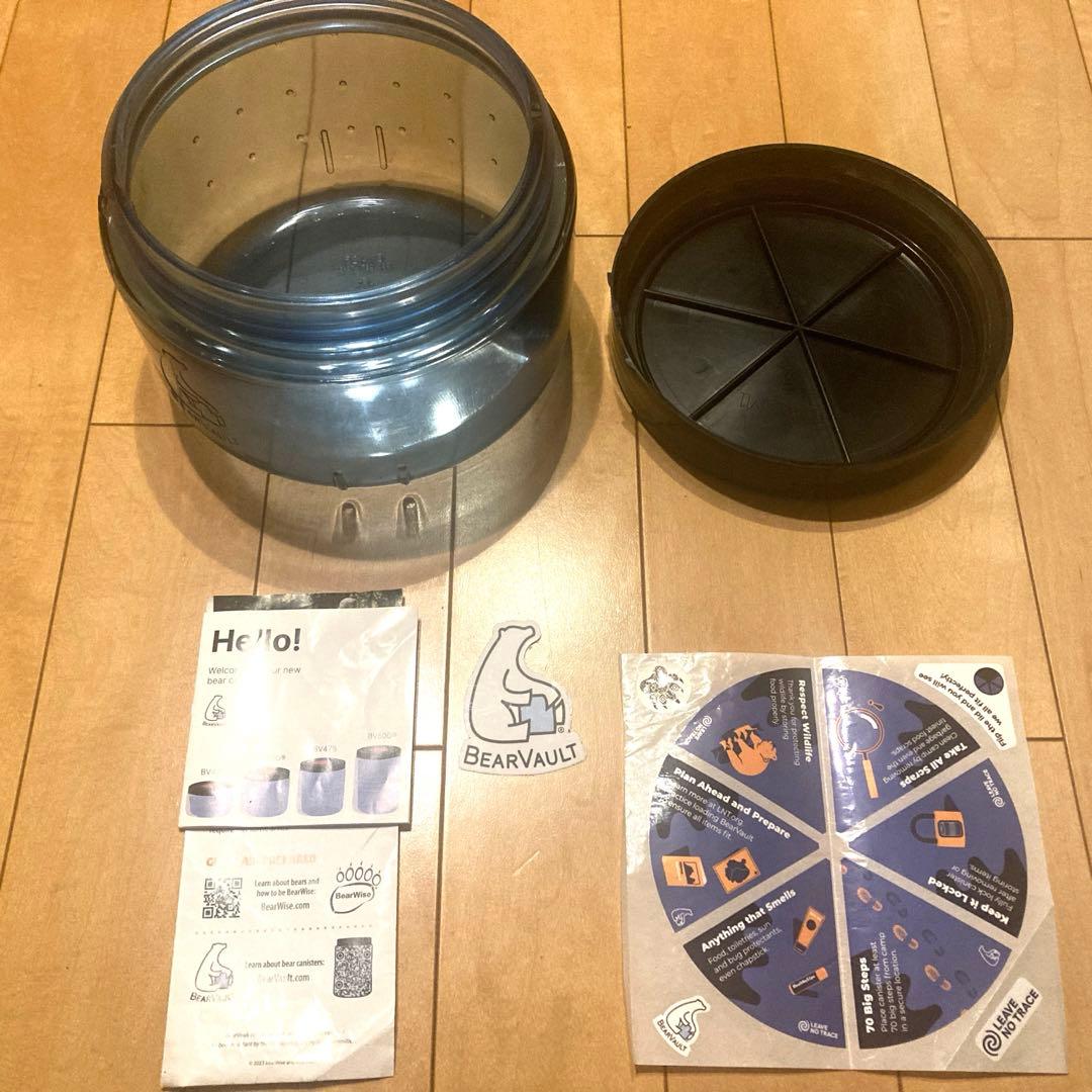 ベアキャニスター　ベアボルト　熊缶　Bearvalut JMT PCT 登山　山