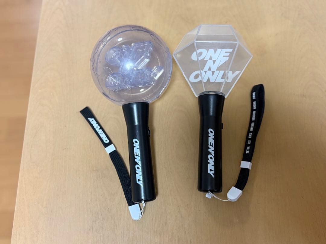 ONE Ｎ’ ONLY ペンライト 2点セット