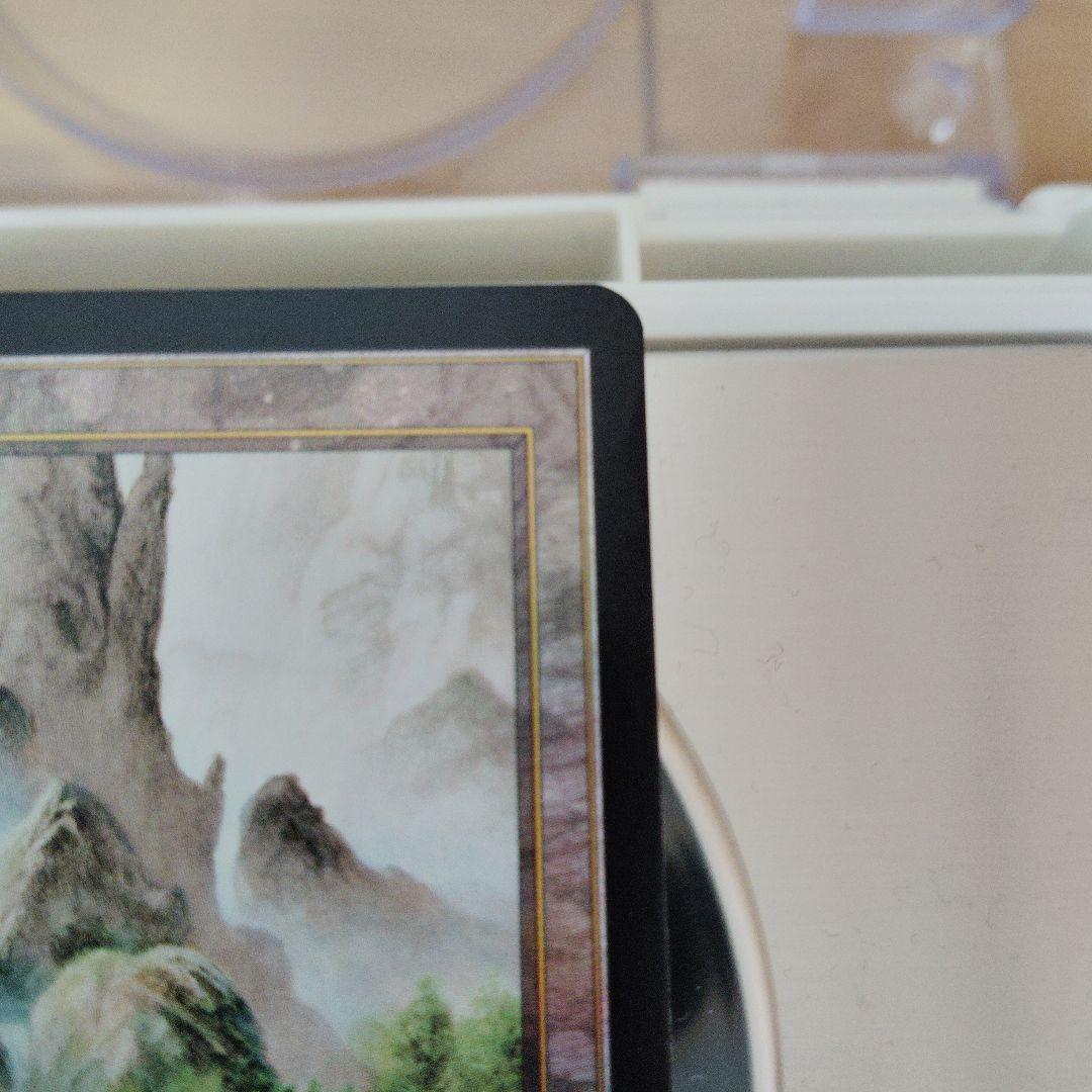 こ*ま様 樹木茂る山麓　日本語　初版　foil