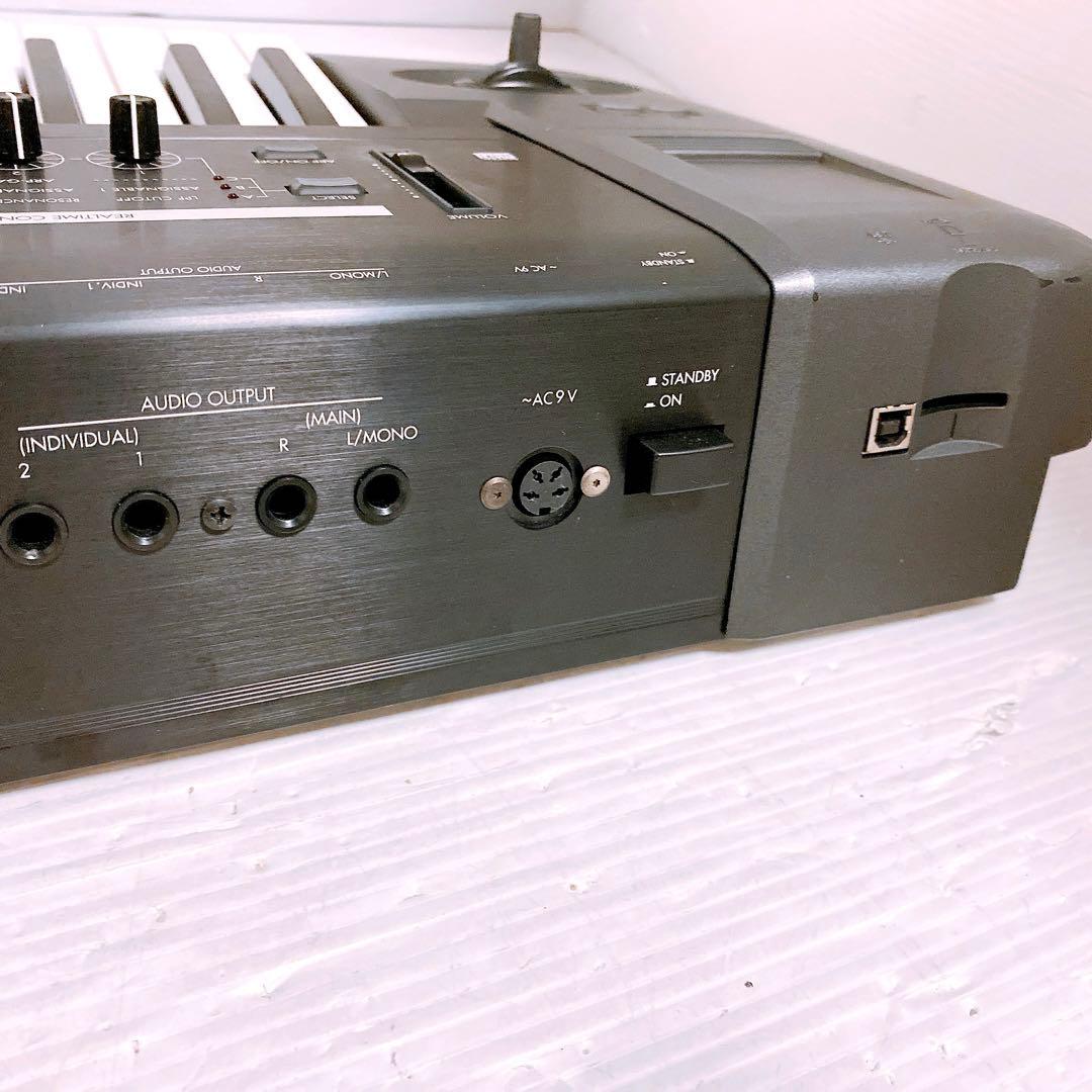 KORG TR61 シンセサイザー 61鍵盤