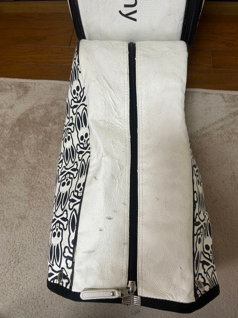 サイコバニーゴルフバッグ