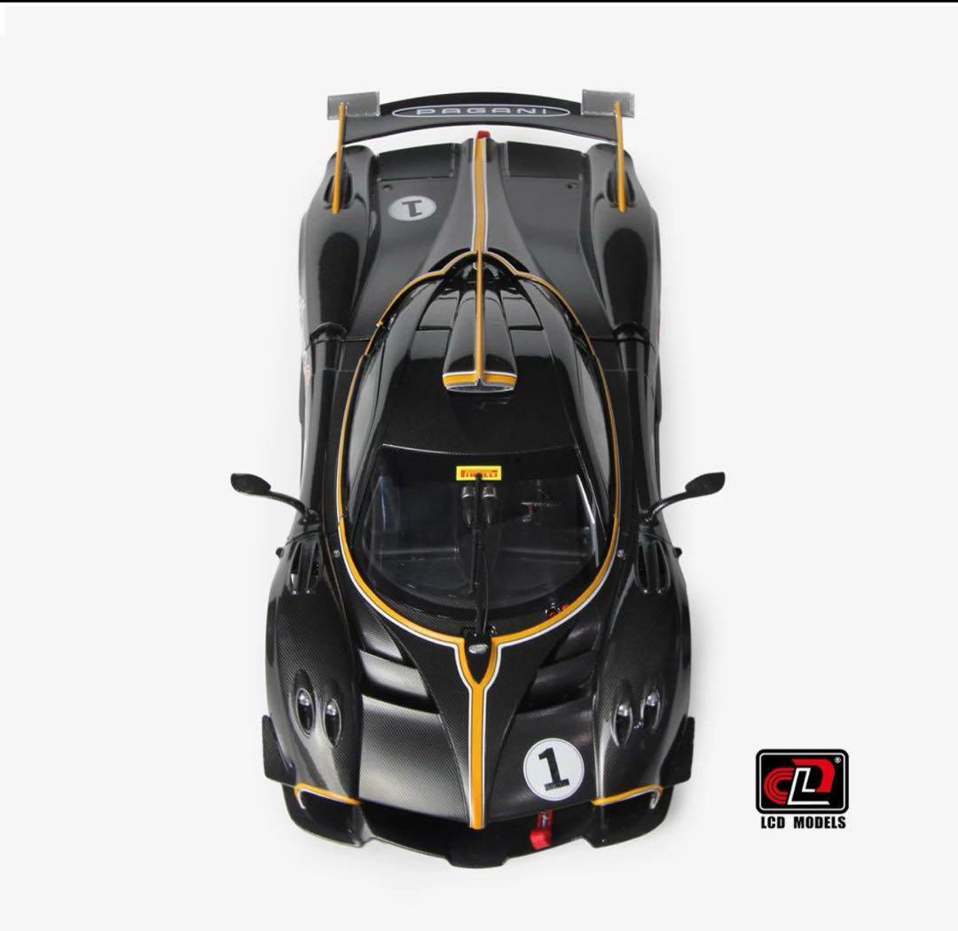 新品 未使用 LCD モデル 1/18 パガーニ ウアイラ ミニカー 全開閉