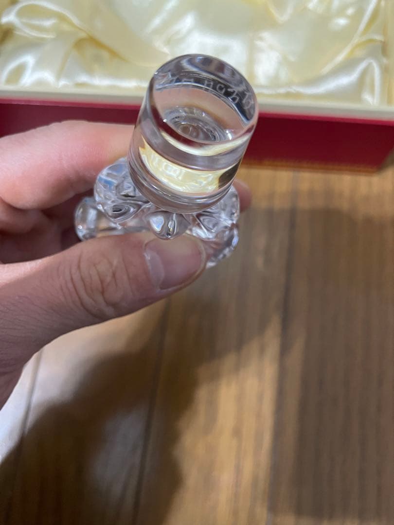 レミマルテンルイ13世金キャップ700ml箱付きナンバー一緒