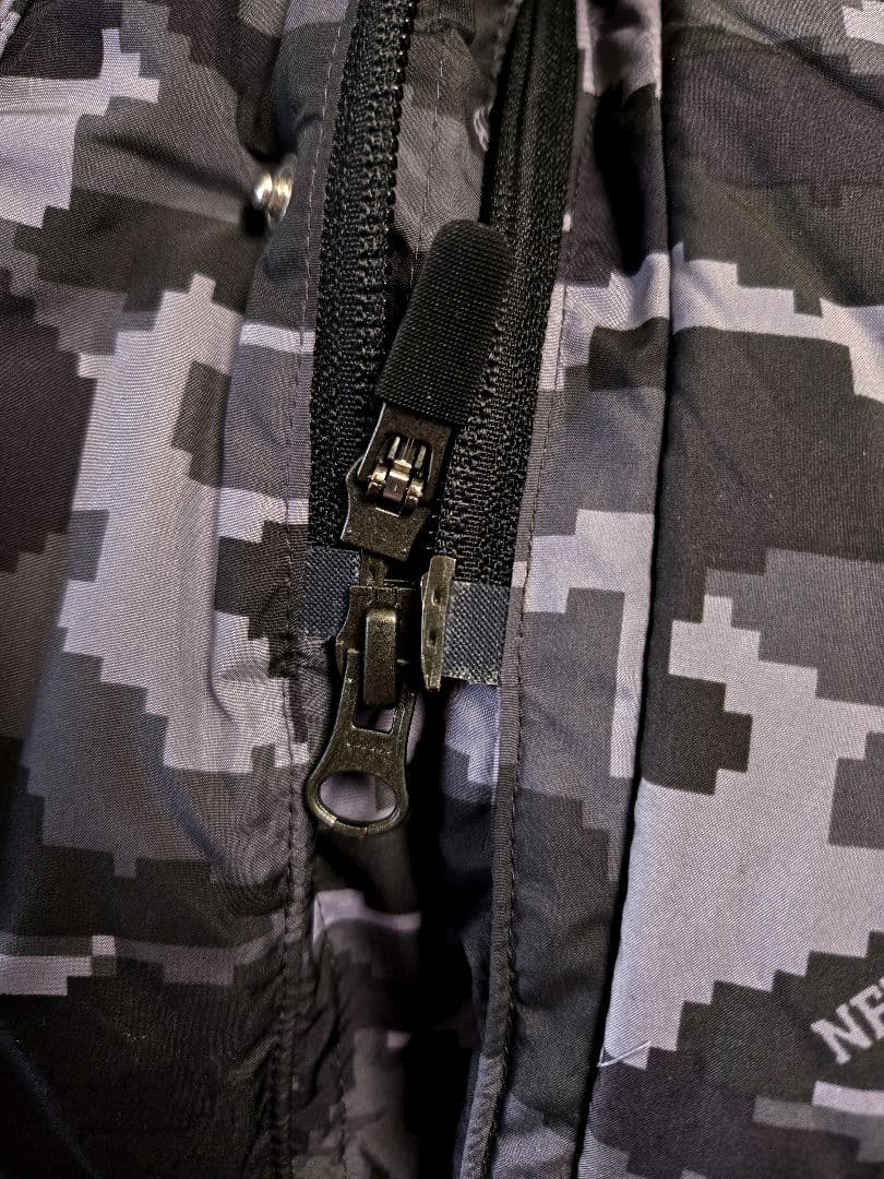 希少 美品 NIKE ナイキ NFTB 迷彩 ベンチコート サッカー フットサル