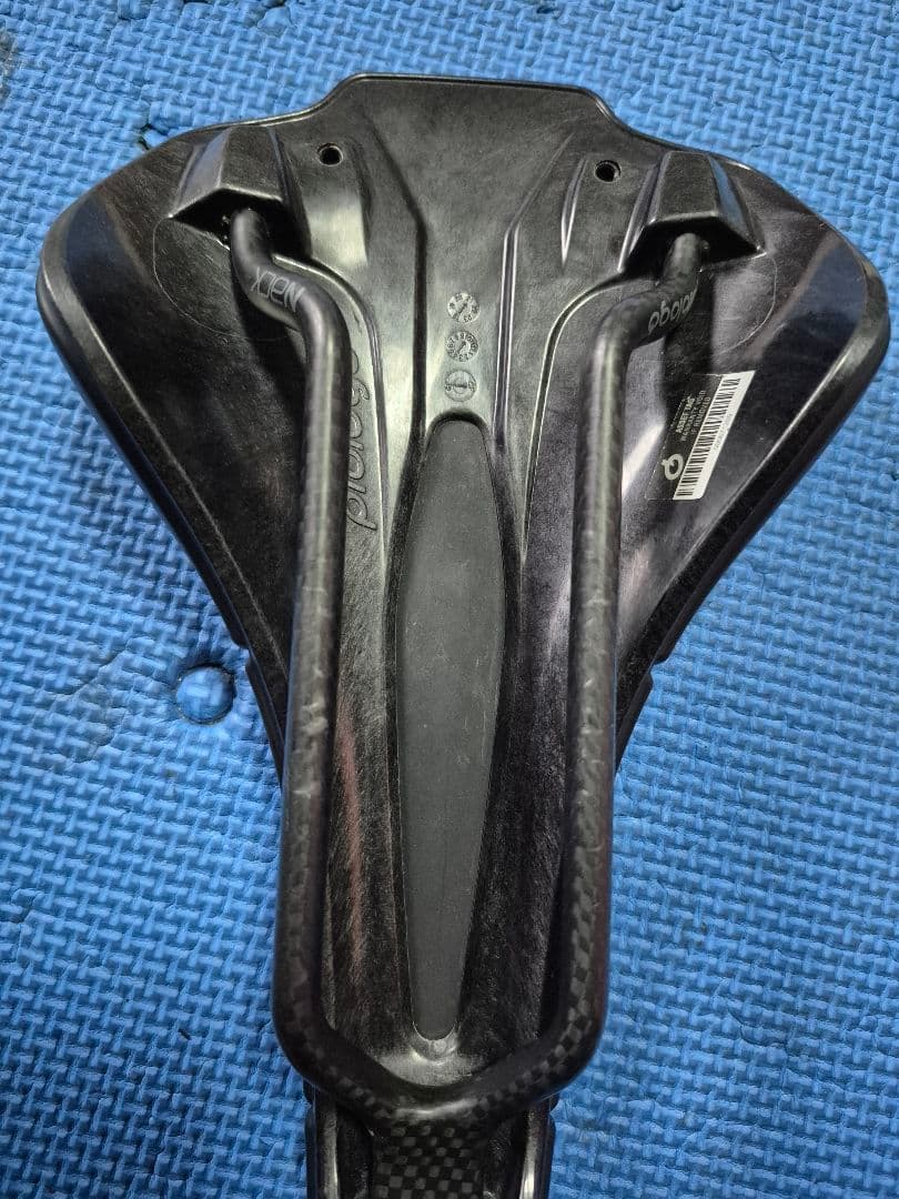 Prologo スクラッチM5 カーボンサドル