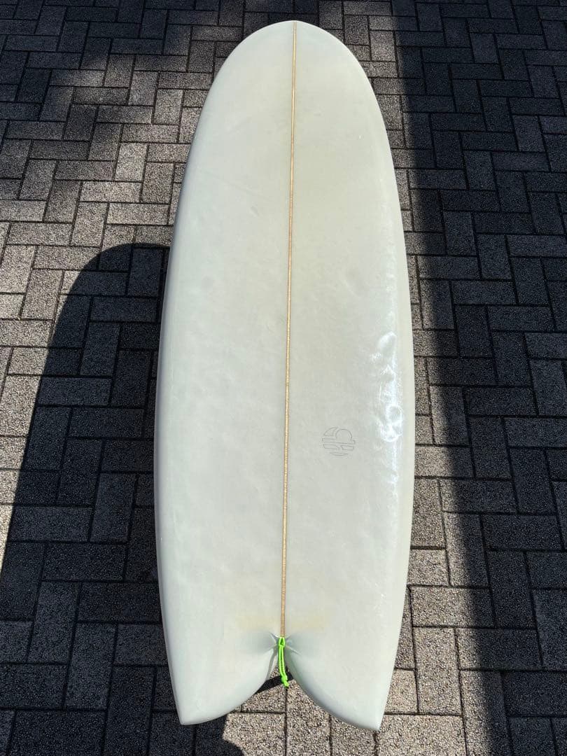 Mitsven surfboard フィッシュシモンズ 6’05”