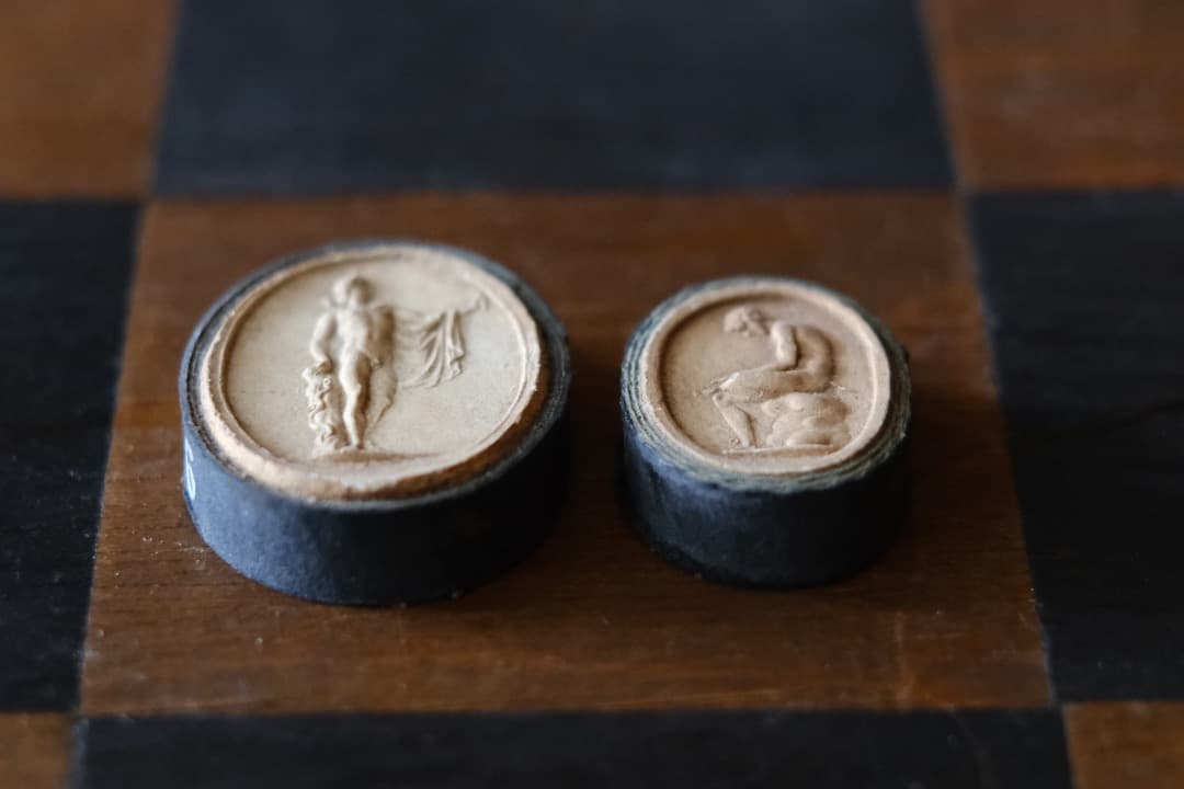 イギリスアンティーク｜ヘルメス、太陽神アポロン、スピナリオの石膏レリーフ