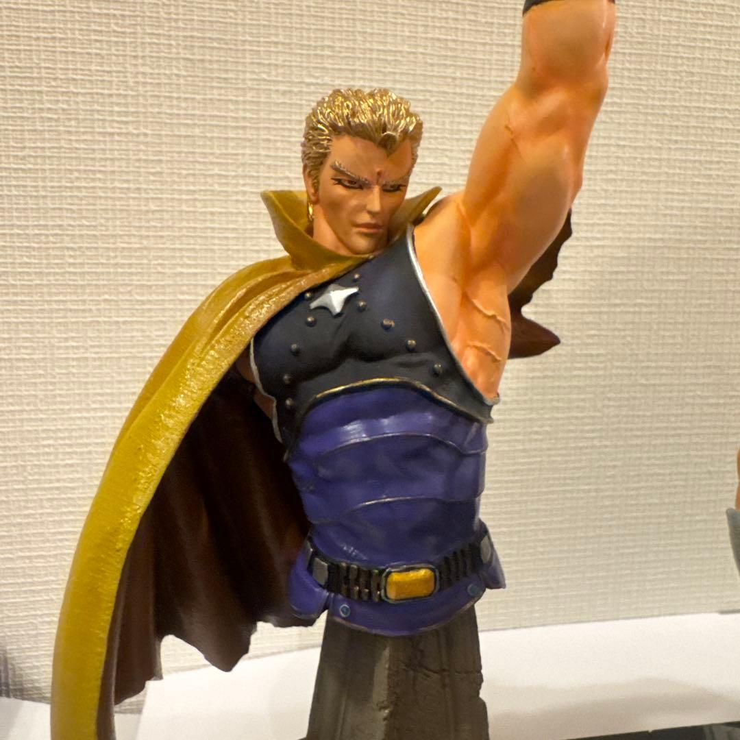 海洋堂　北斗の拳 胸像 フィギュア ポリストーン製塗装済み完成品