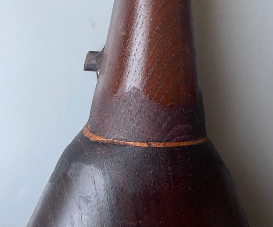 古い琵琶　盲僧琵琶ふう