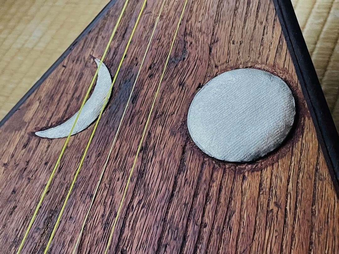 古い琵琶　盲僧琵琶ふう