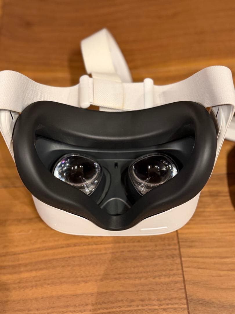 【美品】 Quest 2 128GB 本体＋コントローラー2個