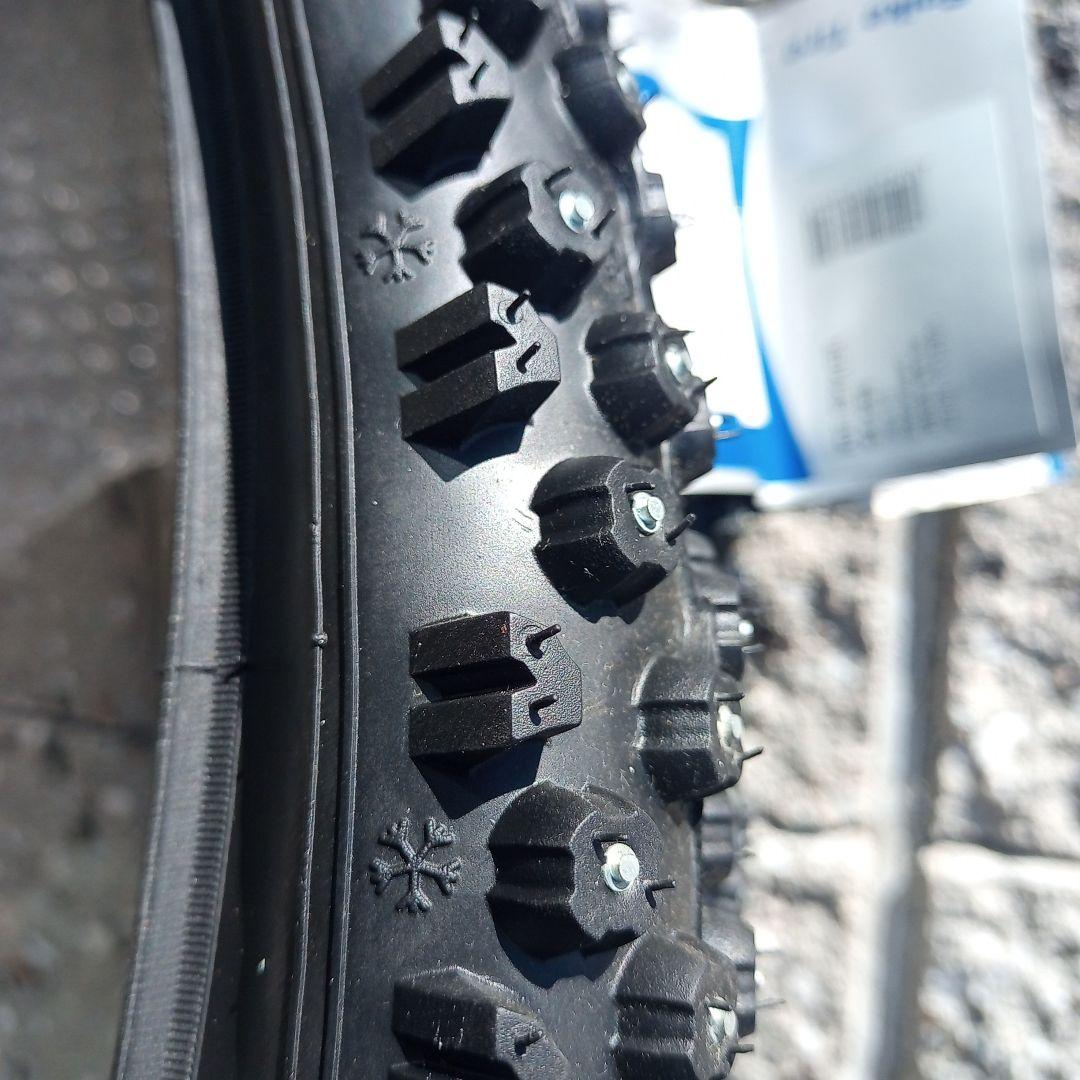 シュワルベ　アイススパイカー未使用 2本セット サイズ 26 x 2.10