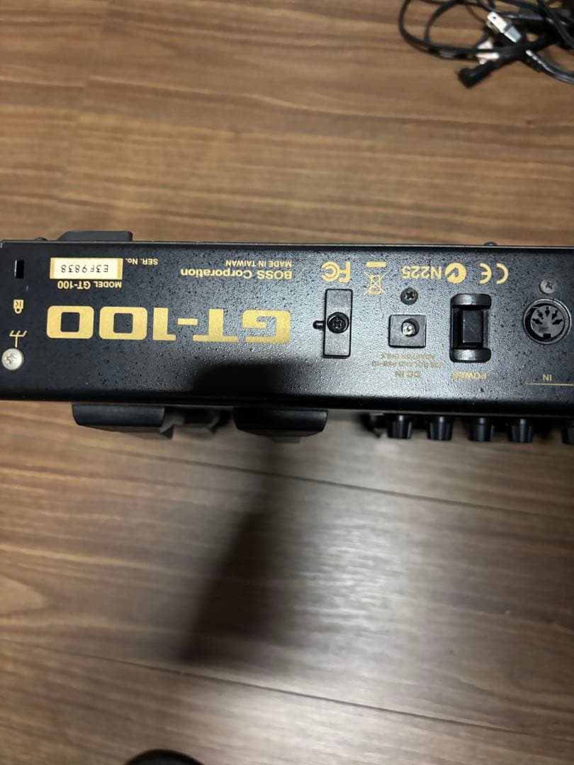 GT-100 BOSS マルチエフェクター　ボス