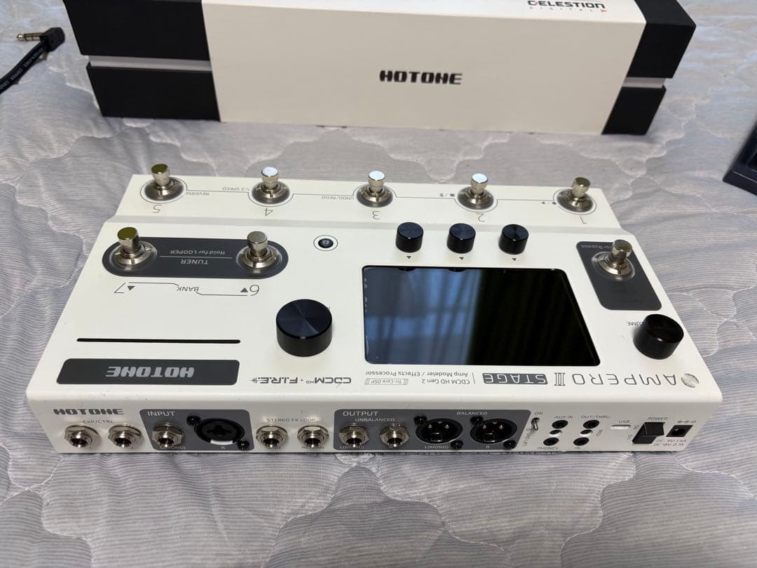 HOTONE Ampero II STAGE アンラッチフットスイッチ付属