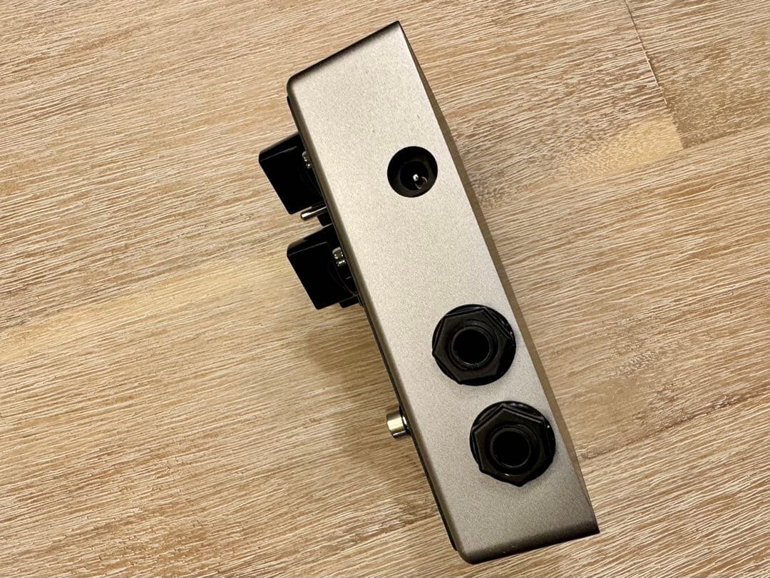 DARKGLASS MICROTUBES B7K V2 ベースプリアンプ