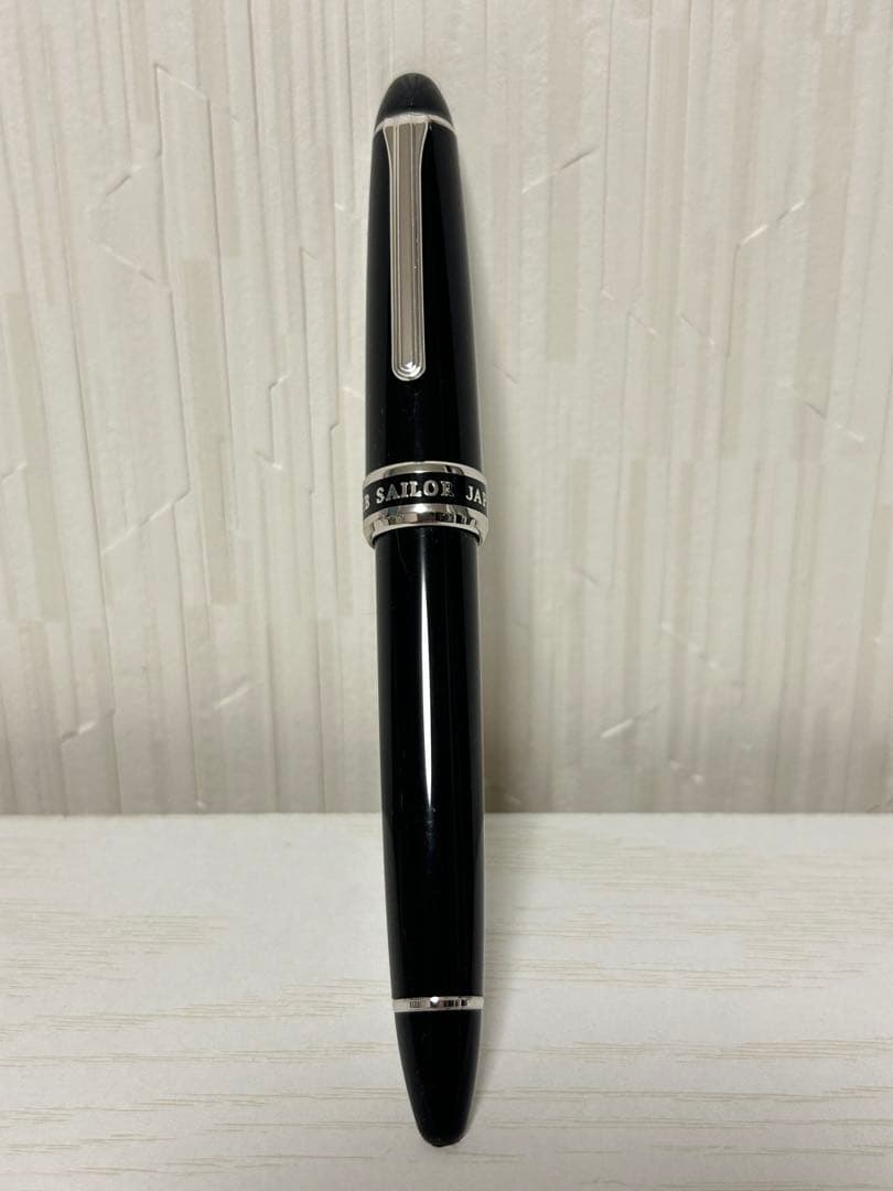【大幅値下げ】SAILOR セーラー万年筆　長刀研ぎ　シルバートリム 中細 MF