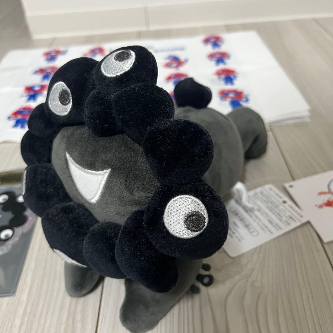 万博　黒ミャクミャク 這い型 ぬいぐるみ Sサイズ　ステッカー　ショップ袋セット