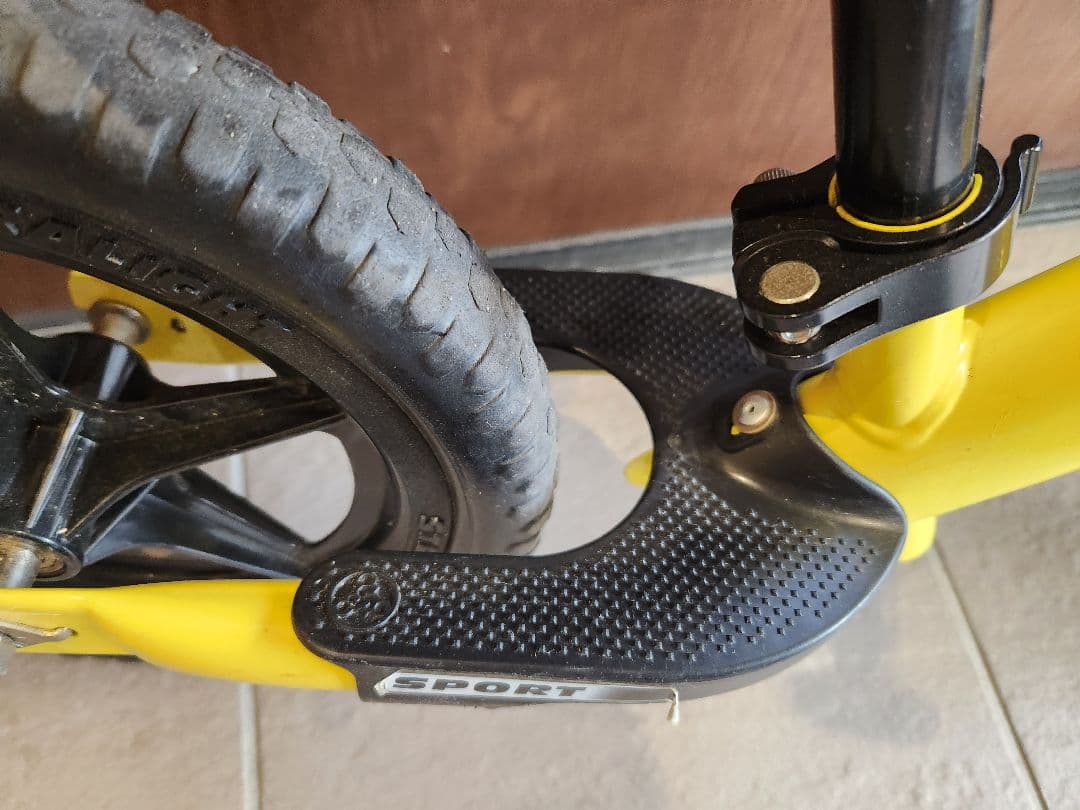 ストライダー 12インチ スポーツ バランスバイク キックバイク