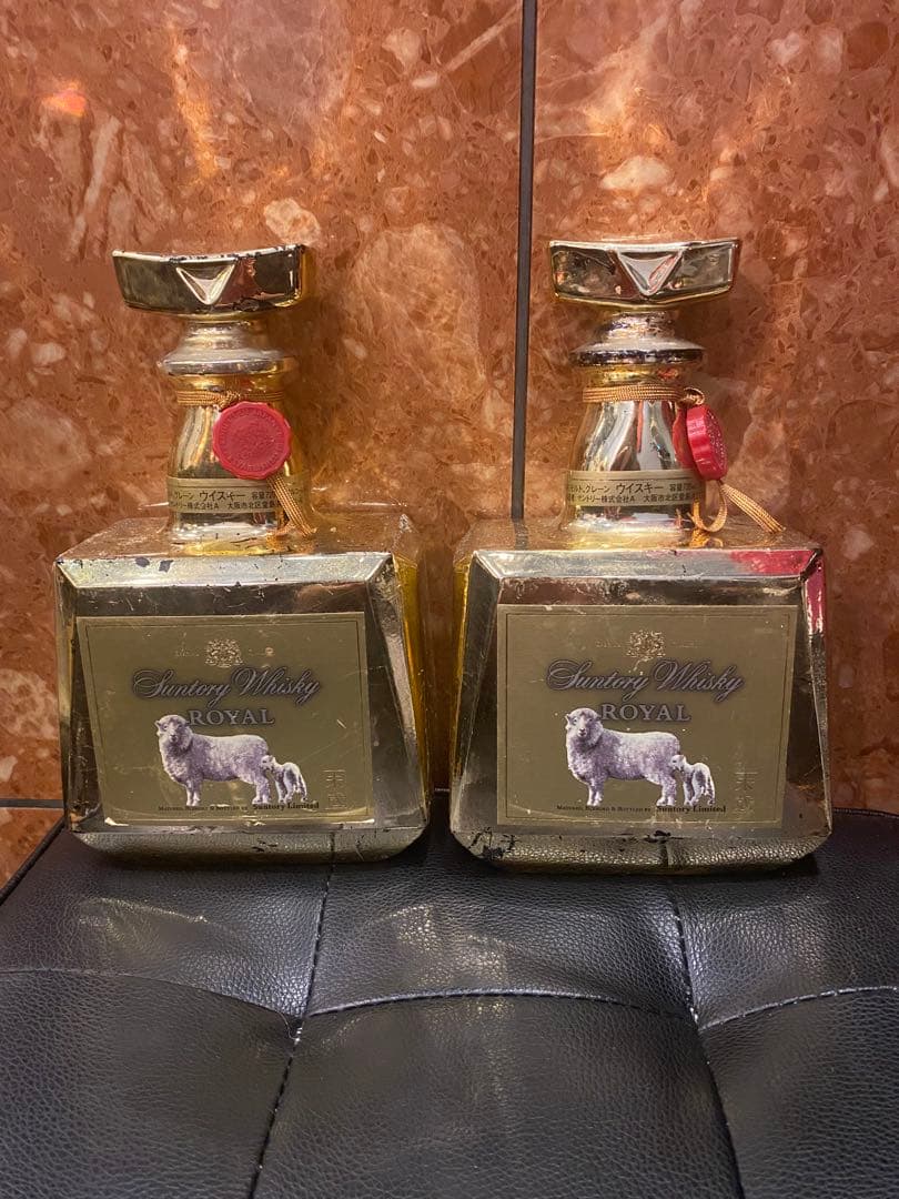 サントリーローヤルゴールド未歳ラベル古酒　2本セット