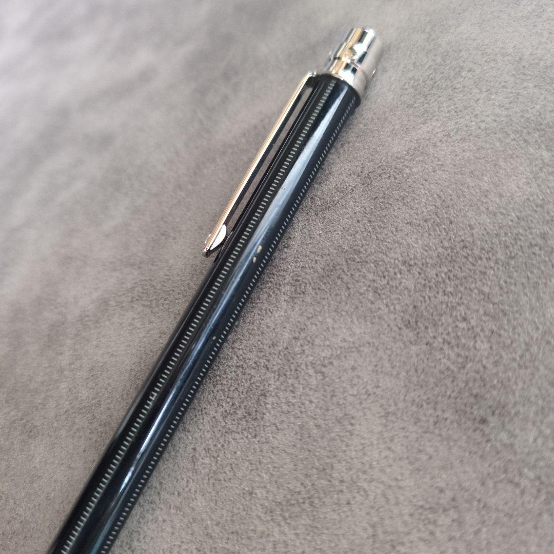 Cartier　カルティエ ツイスト式 ボールペン ブラック　シルバー