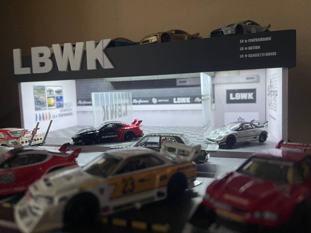 【新品未開封】MINI GT Mercedes-Benz ActrosADVAN