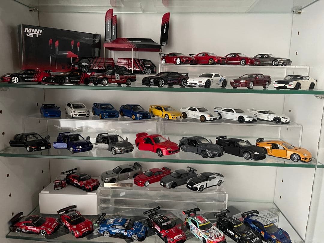 【新品未開封】MINI GT Mercedes-Benz ActrosADVAN