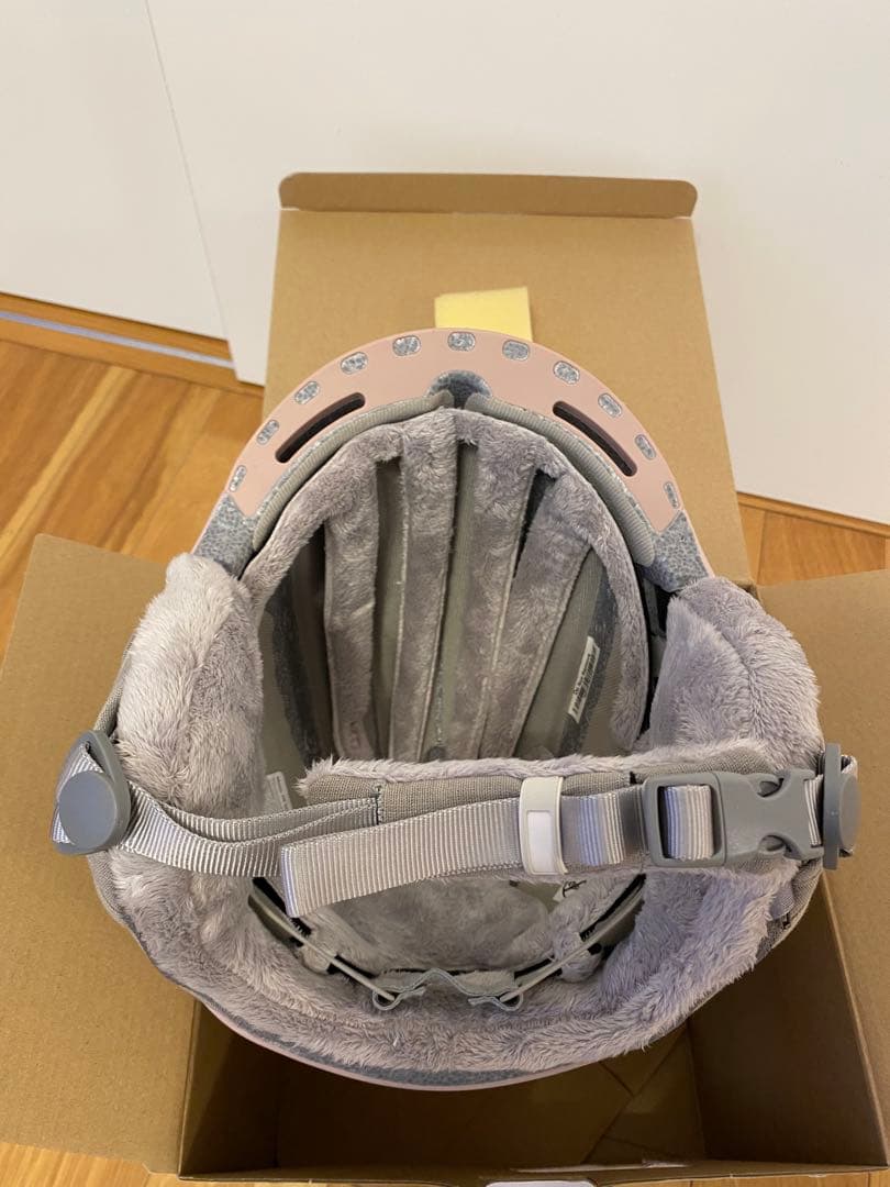 SMITH ヘルメット　Allure Ｓ（55〜59cm）スキー　スノーボード