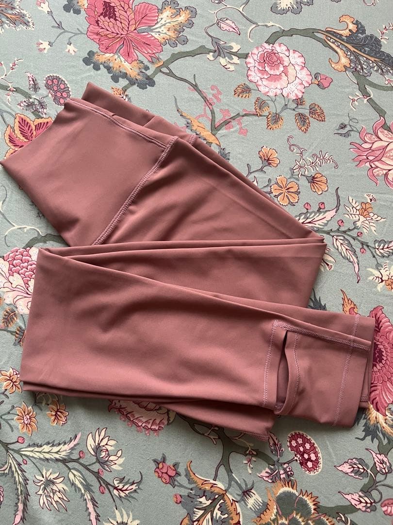 ストレスフリースターラップレギンス／レッドビーン6-M （トレンカパンツ）