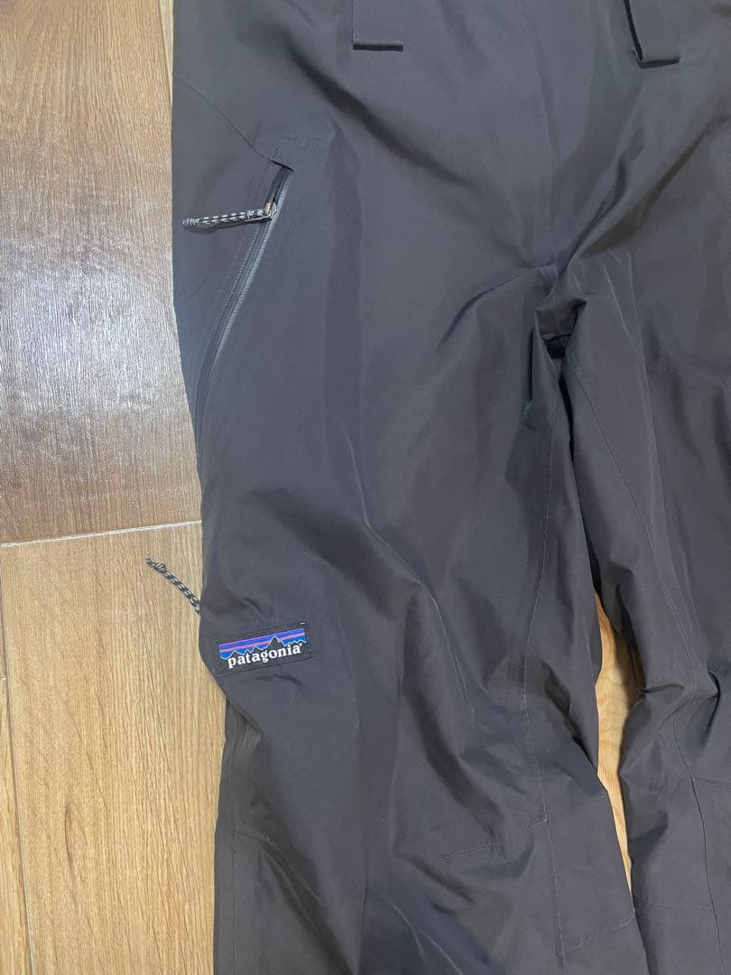 Patagonia スノーボード　レディース　パウダータウンSサイズ