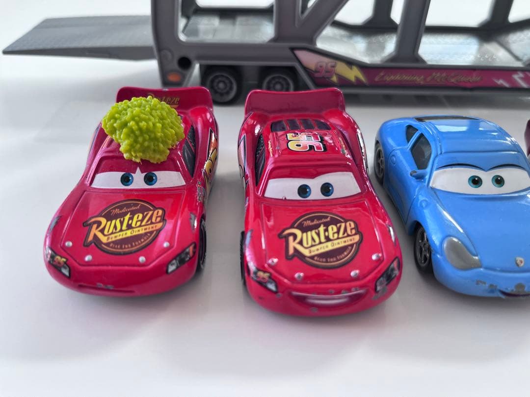 マテル社 Cars カーズ ミニカー キャリアカー まとめ売り