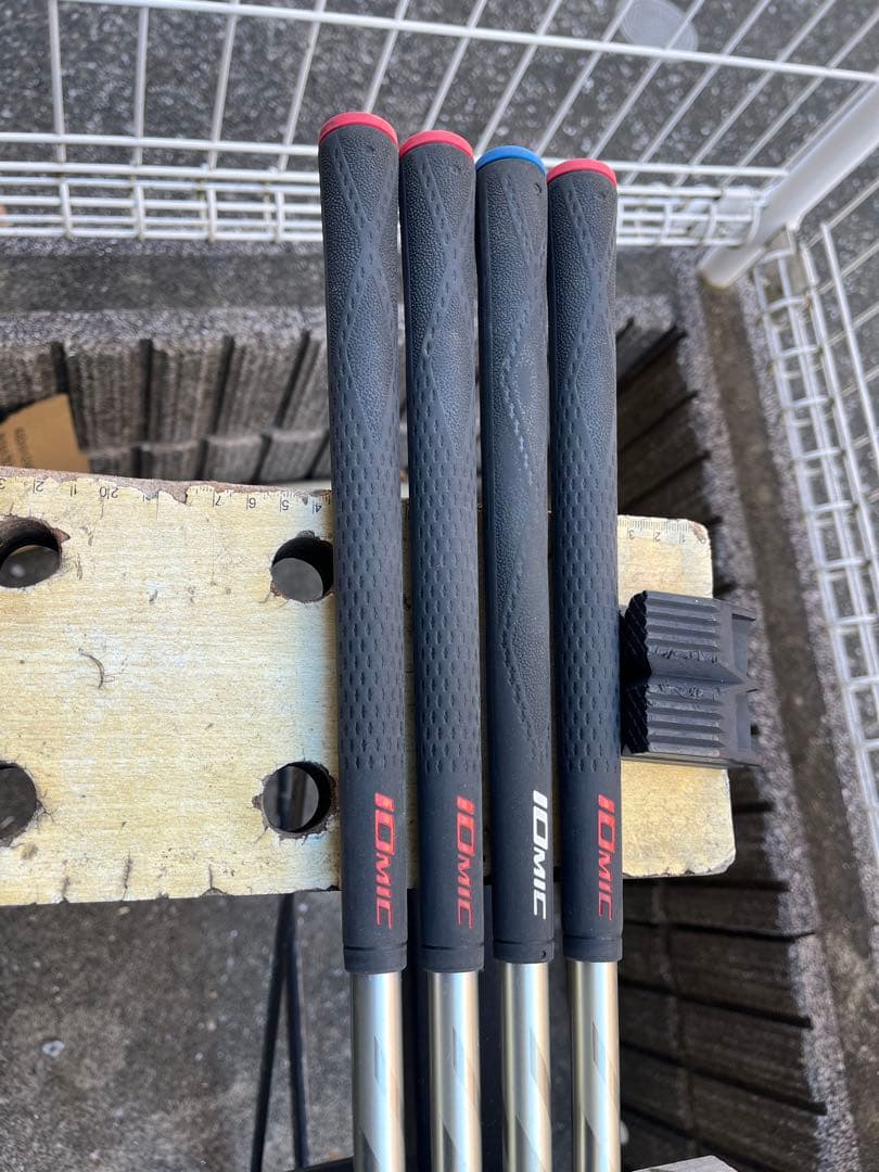 中古　アイアン用カーボンシャフト　MCI 60-R　4本　フジクラ