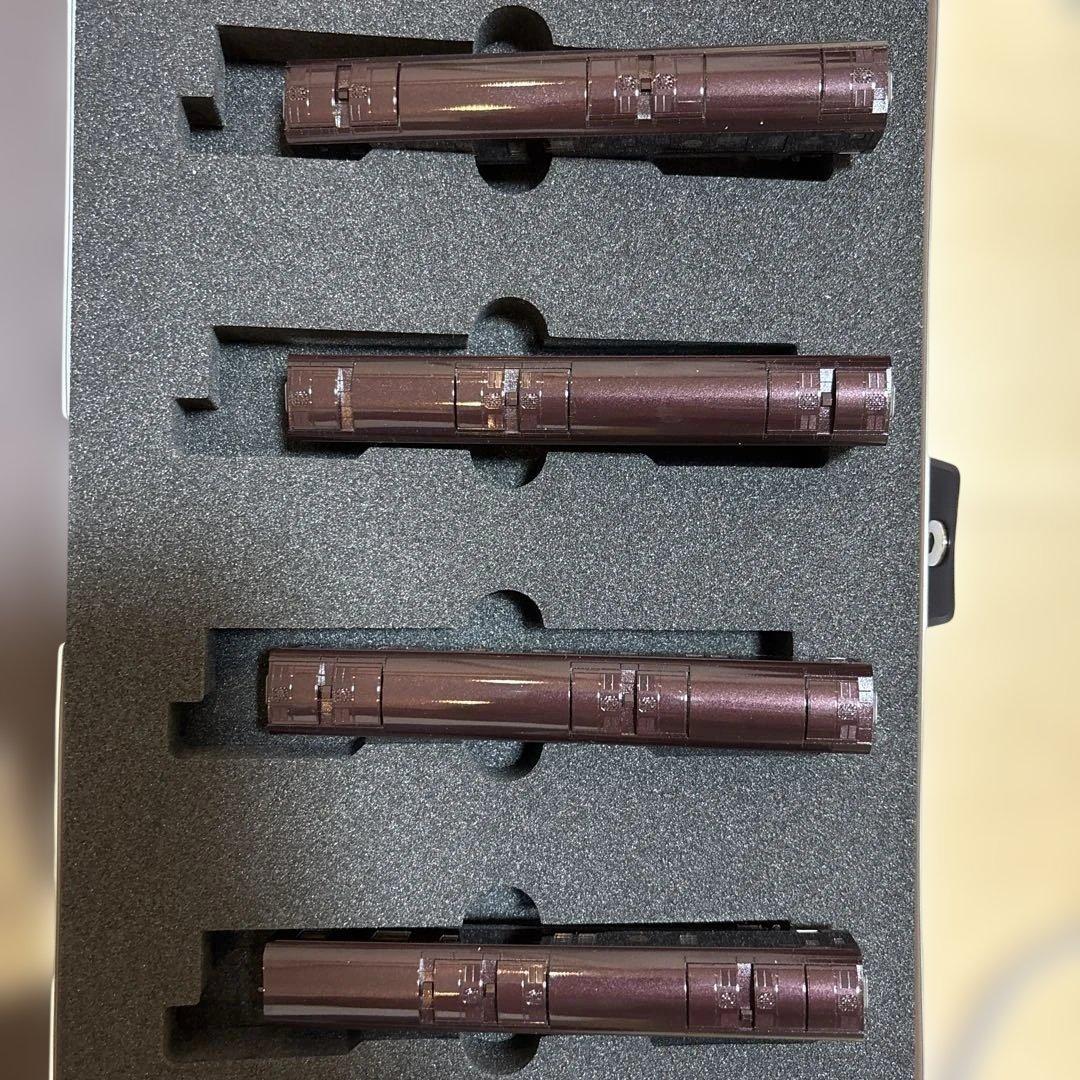 KATO 10-1519 クルーズトレイン「ななつ星 in 九州」 8両セット