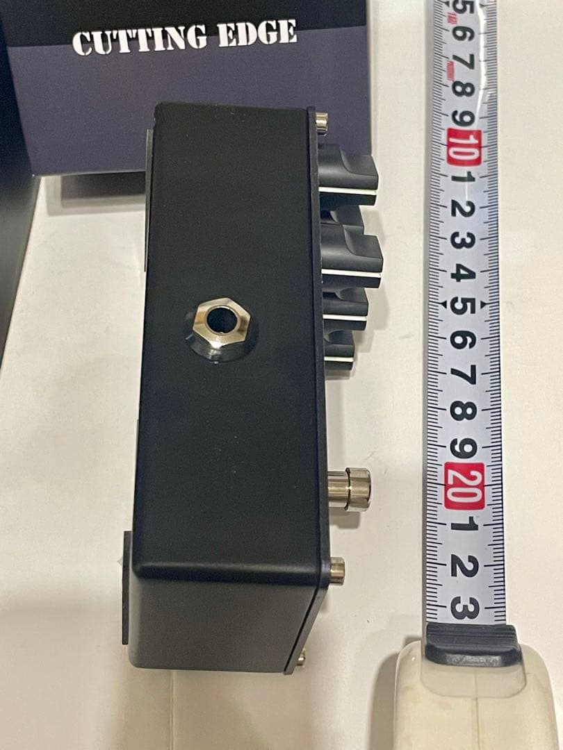 CUTTING EDGE　VOX ディストーション　エフェクター　プリアンプ