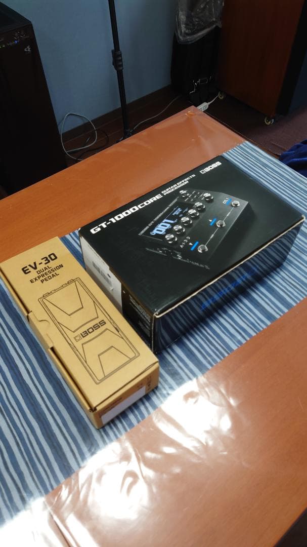 BOSS GT-1000CORE ギターエフェクター&EV30