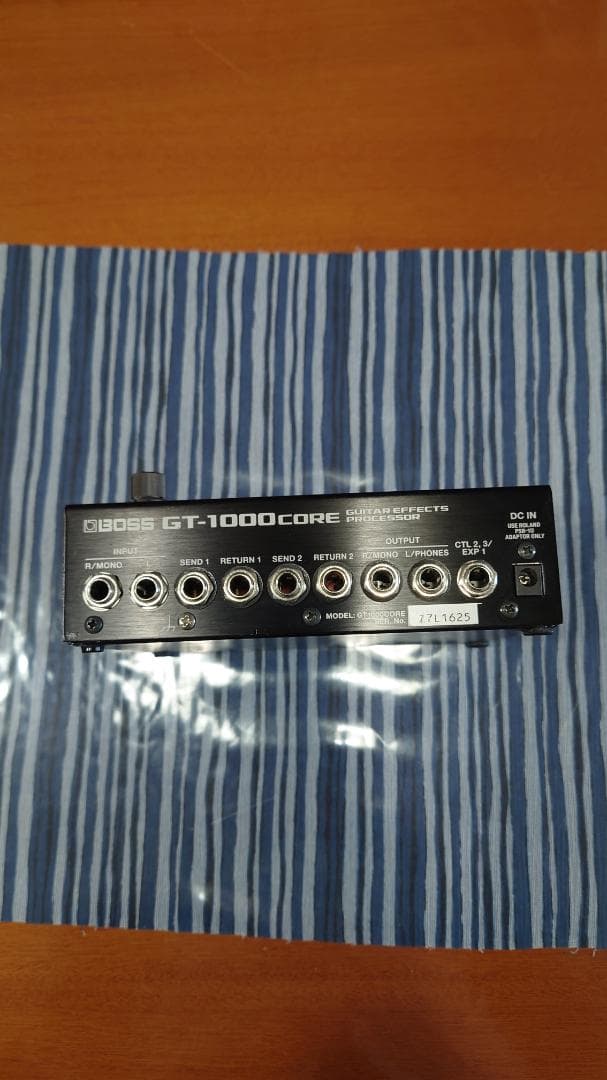 BOSS GT-1000CORE ギターエフェクター&EV30