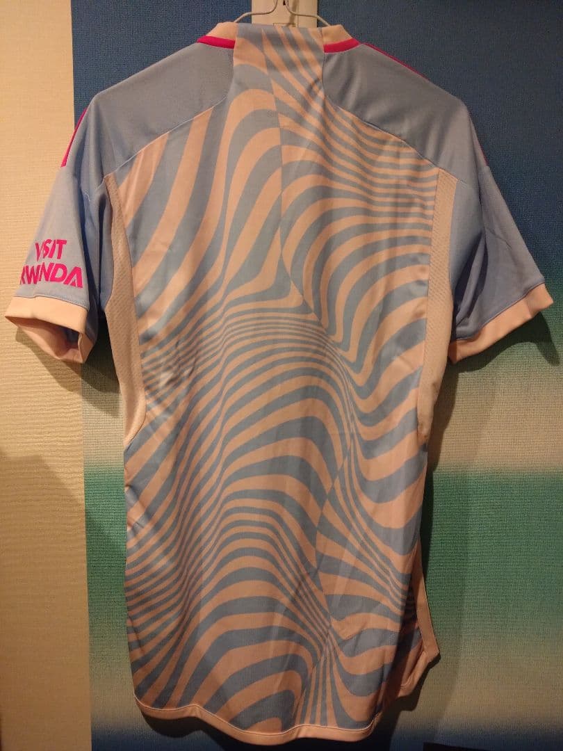 アーセナル　アウェイユニフォーム　ステラマッカートニー　新品タグ付き