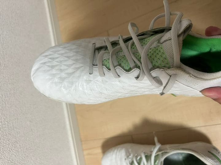 ナイキ レジェンド 8 プロ FG(ホワイト×グリーン)