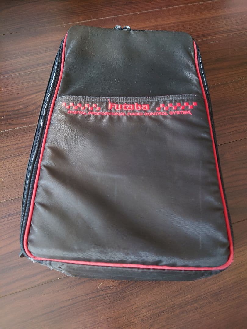 g*r様 Futaba 3PK プロポ　送信機　受信機
