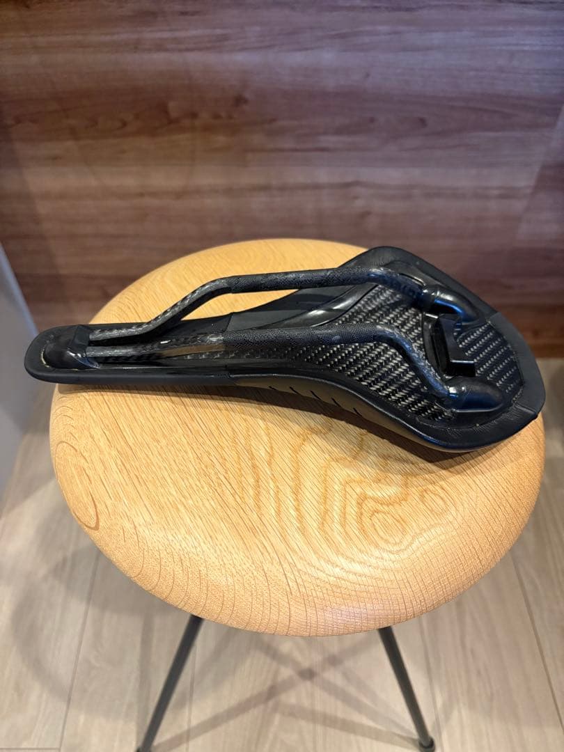 fi'zi:k Antares フィジーク　アンタレス