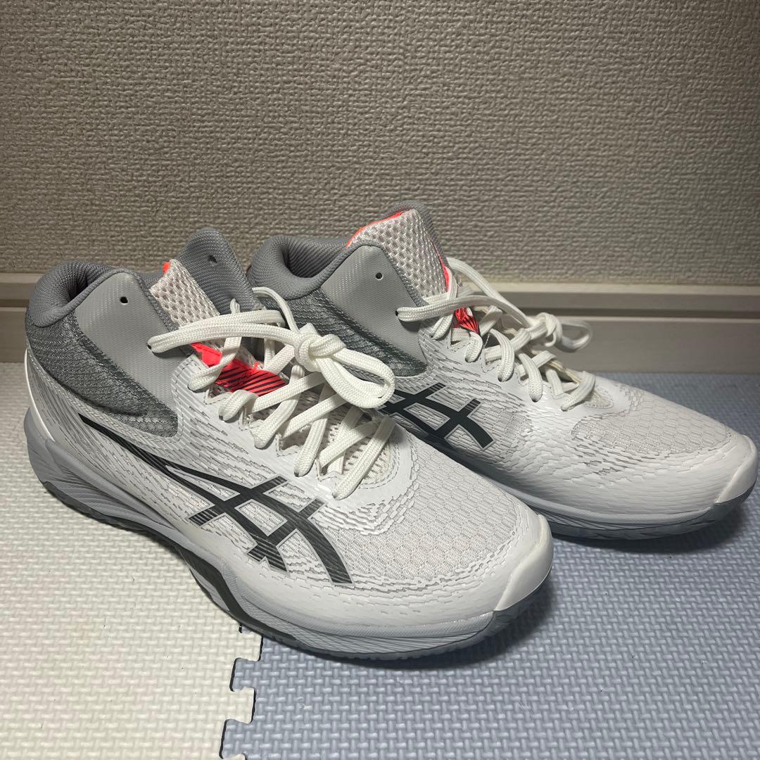 asics バレーボールシューズ ハイカット