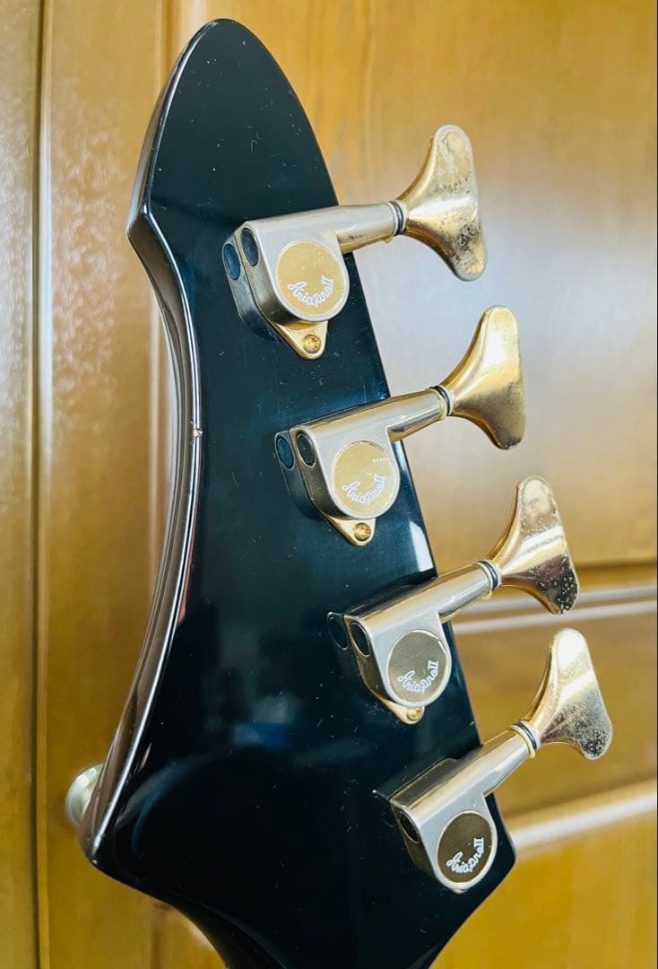 AriaProⅡ RSB DELUXEエレキベース　ビンテージ